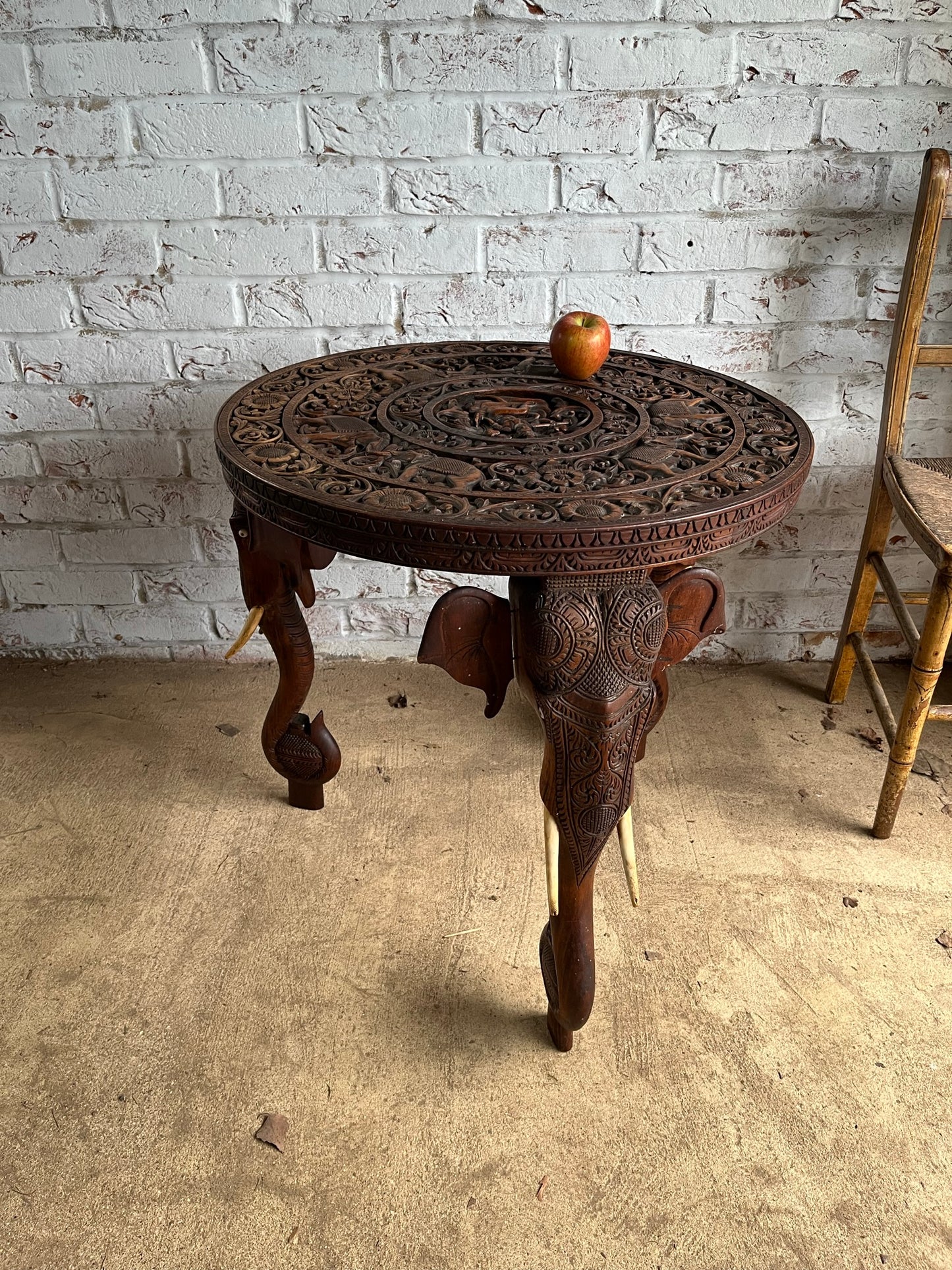 Good Burmese elephant table.