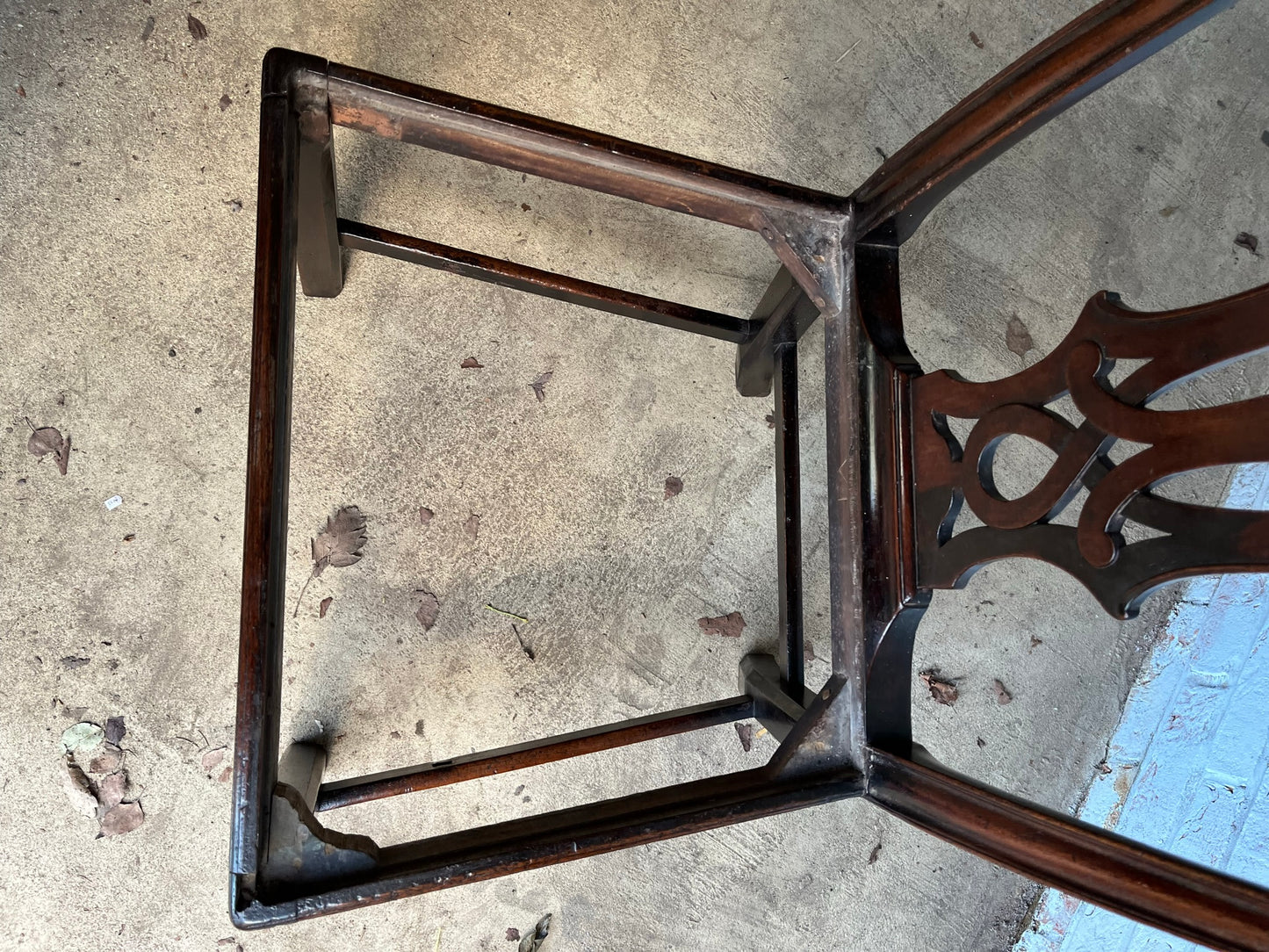 Large George III mahogany library, dining or side chair with original leather seat.