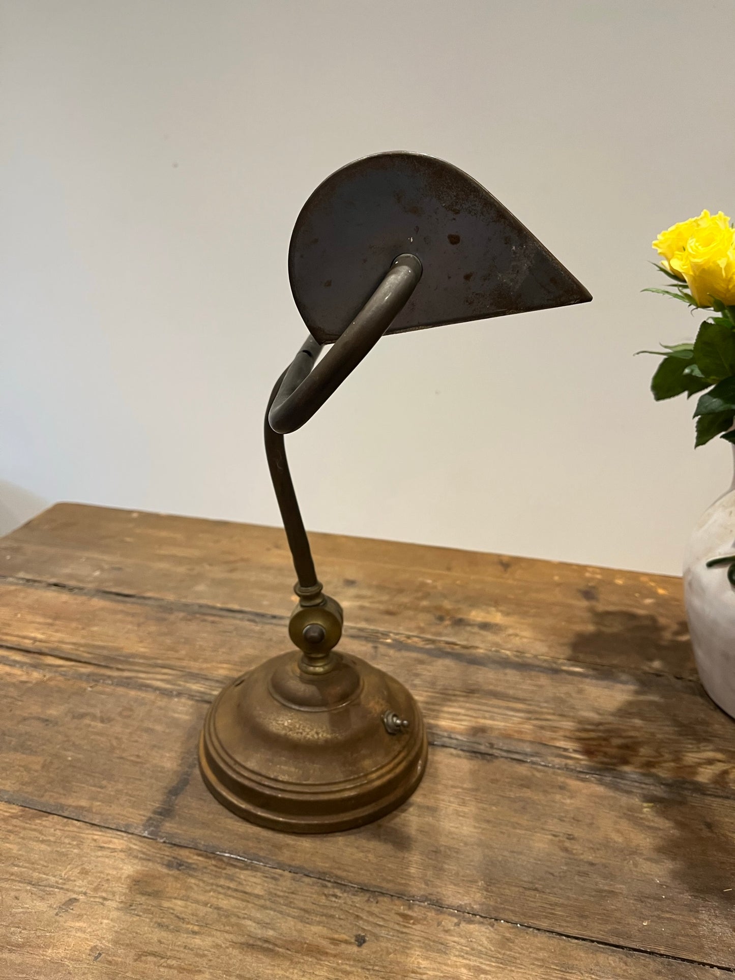 Vintage bankers desk lamp.