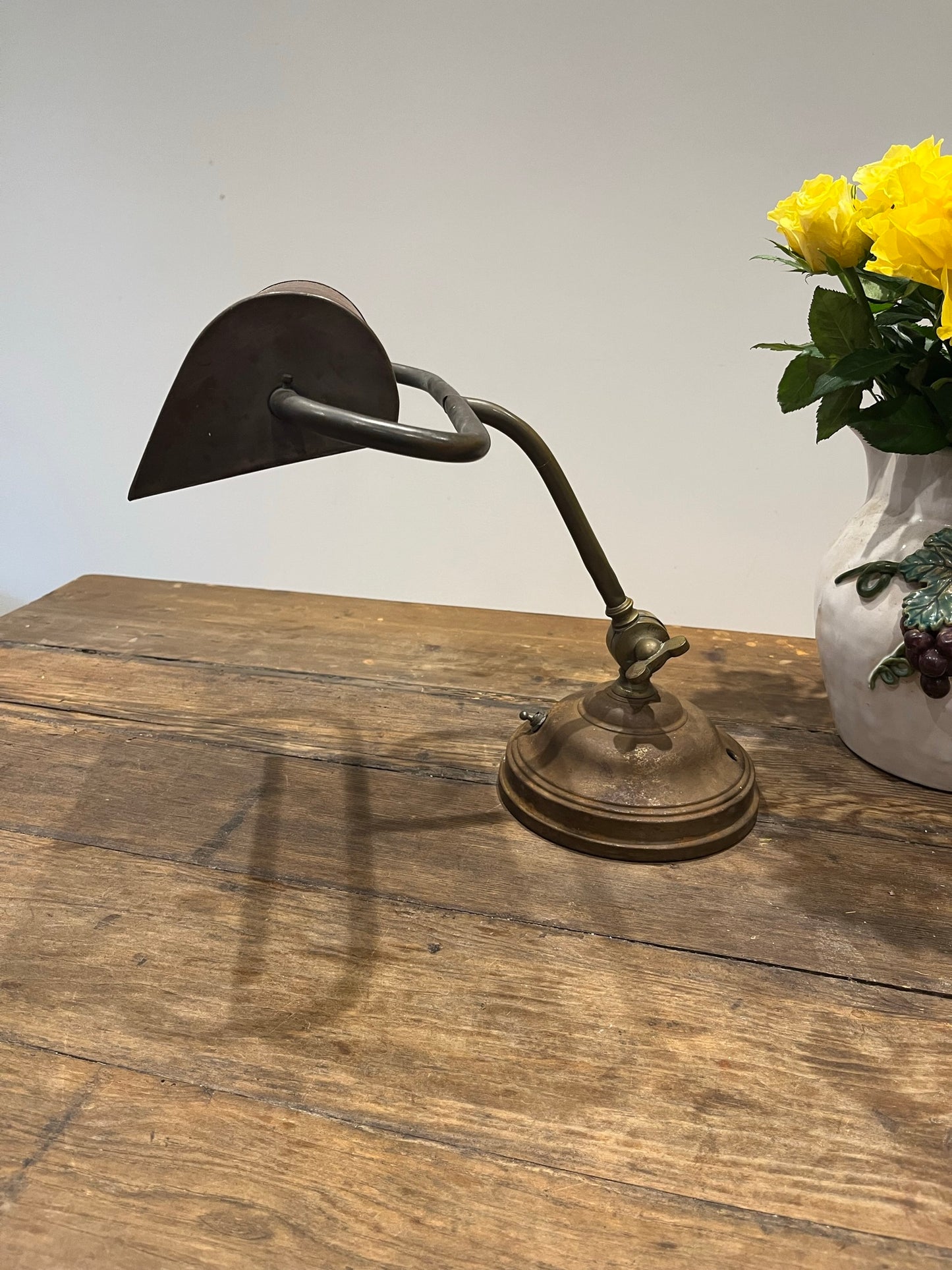 Vintage bankers desk lamp.
