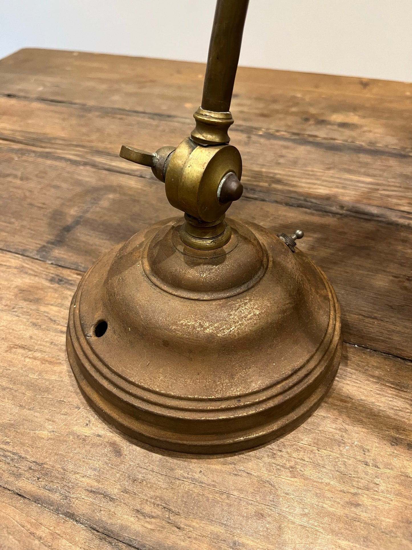 Vintage bankers desk lamp.