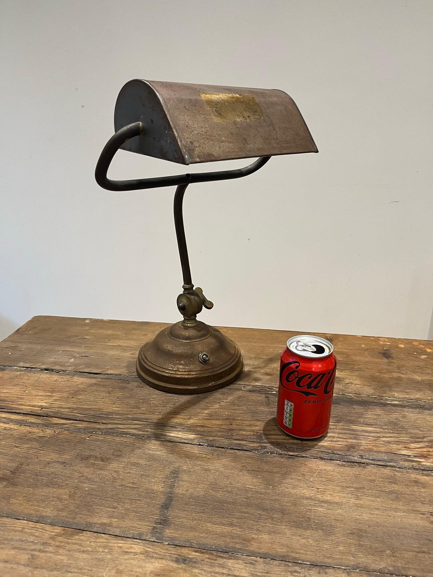 Vintage bankers desk lamp.
