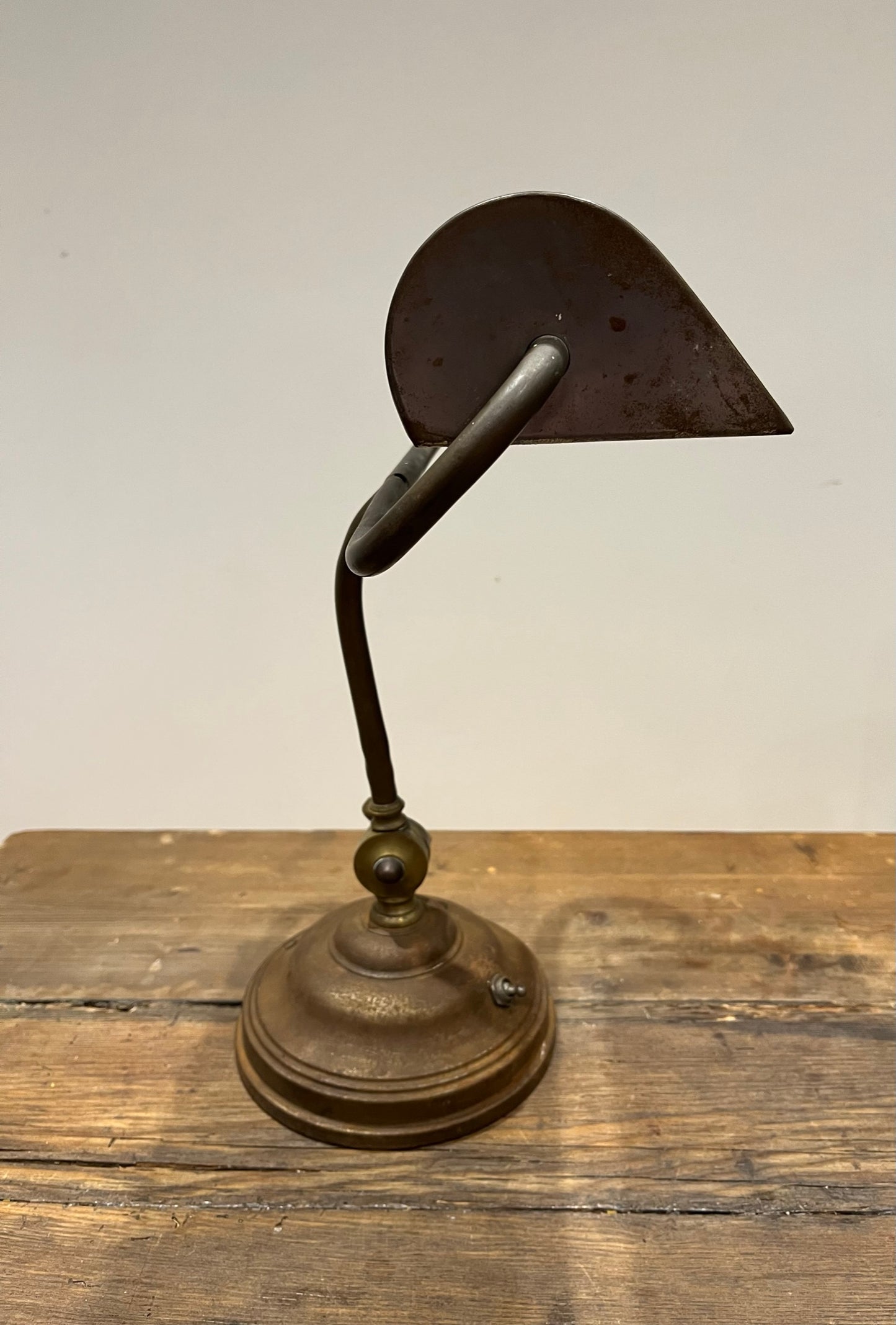 Vintage bankers desk lamp.