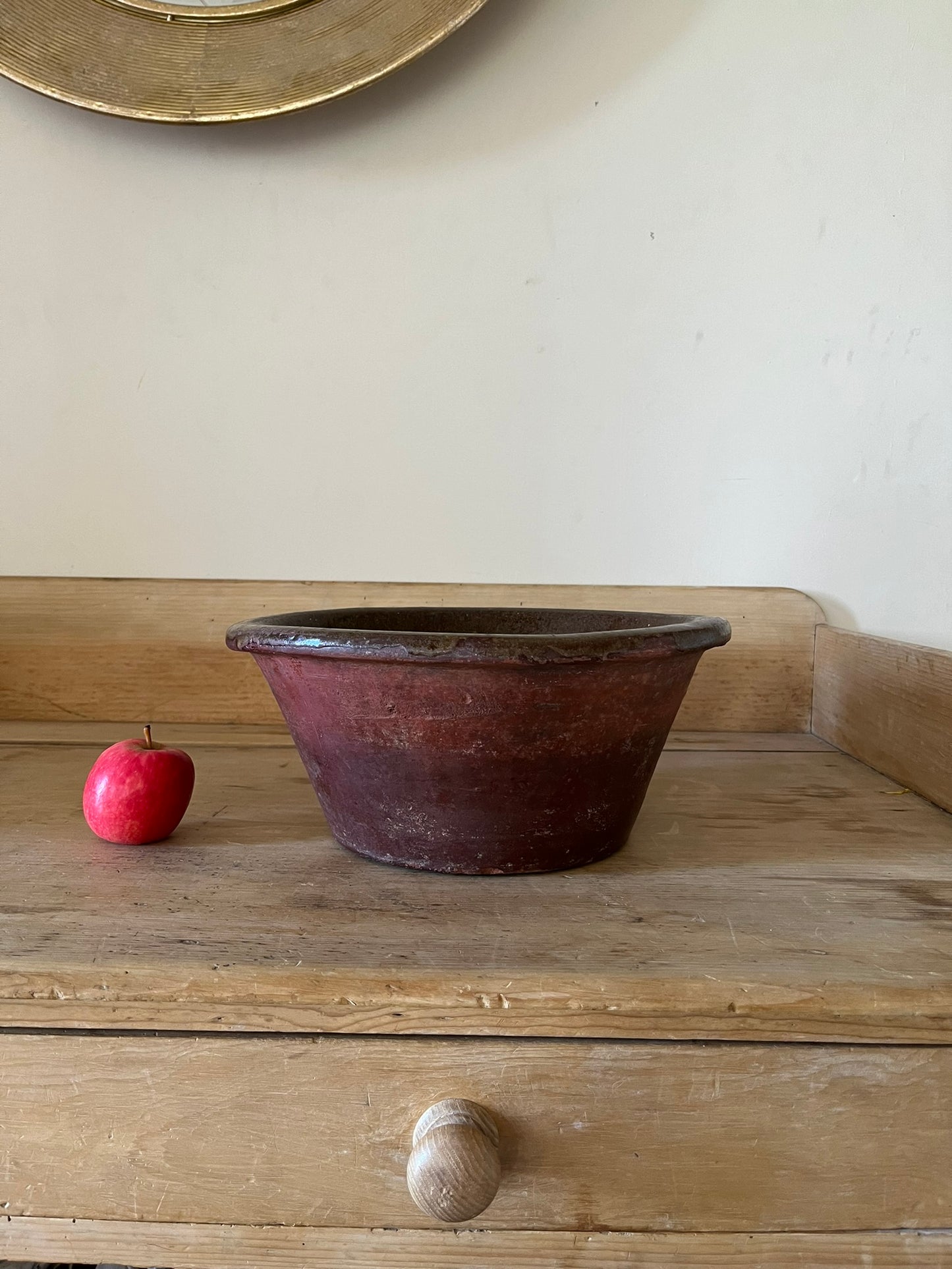Large 19th century 'Coalisland' slipware dairy bowl.