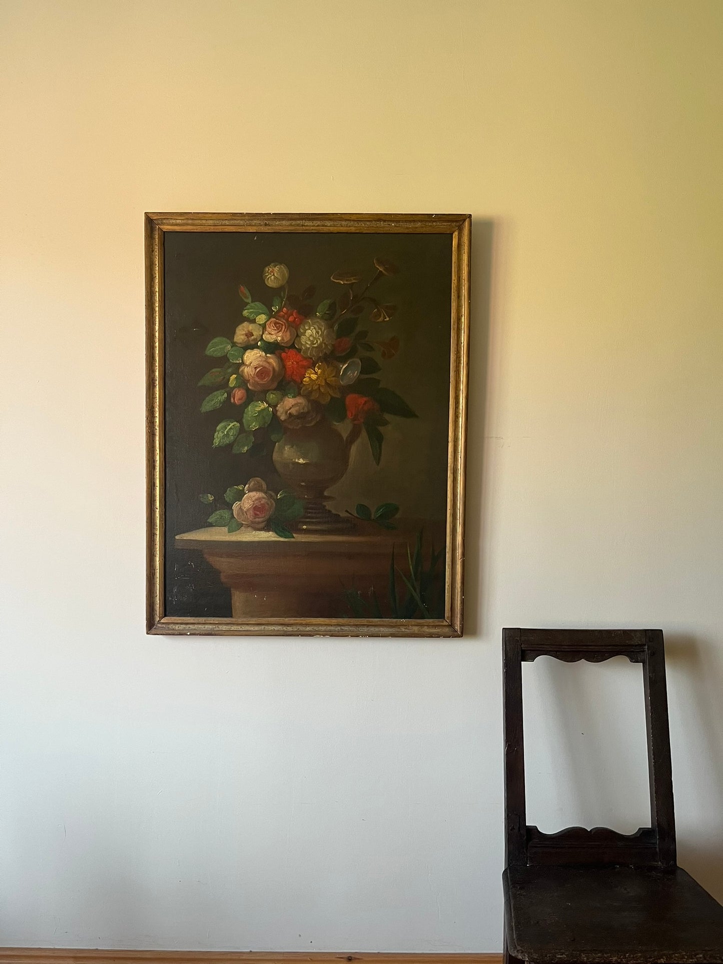 Large oil on canvas, still life of flowers, Dutch school, 17th/18th century.