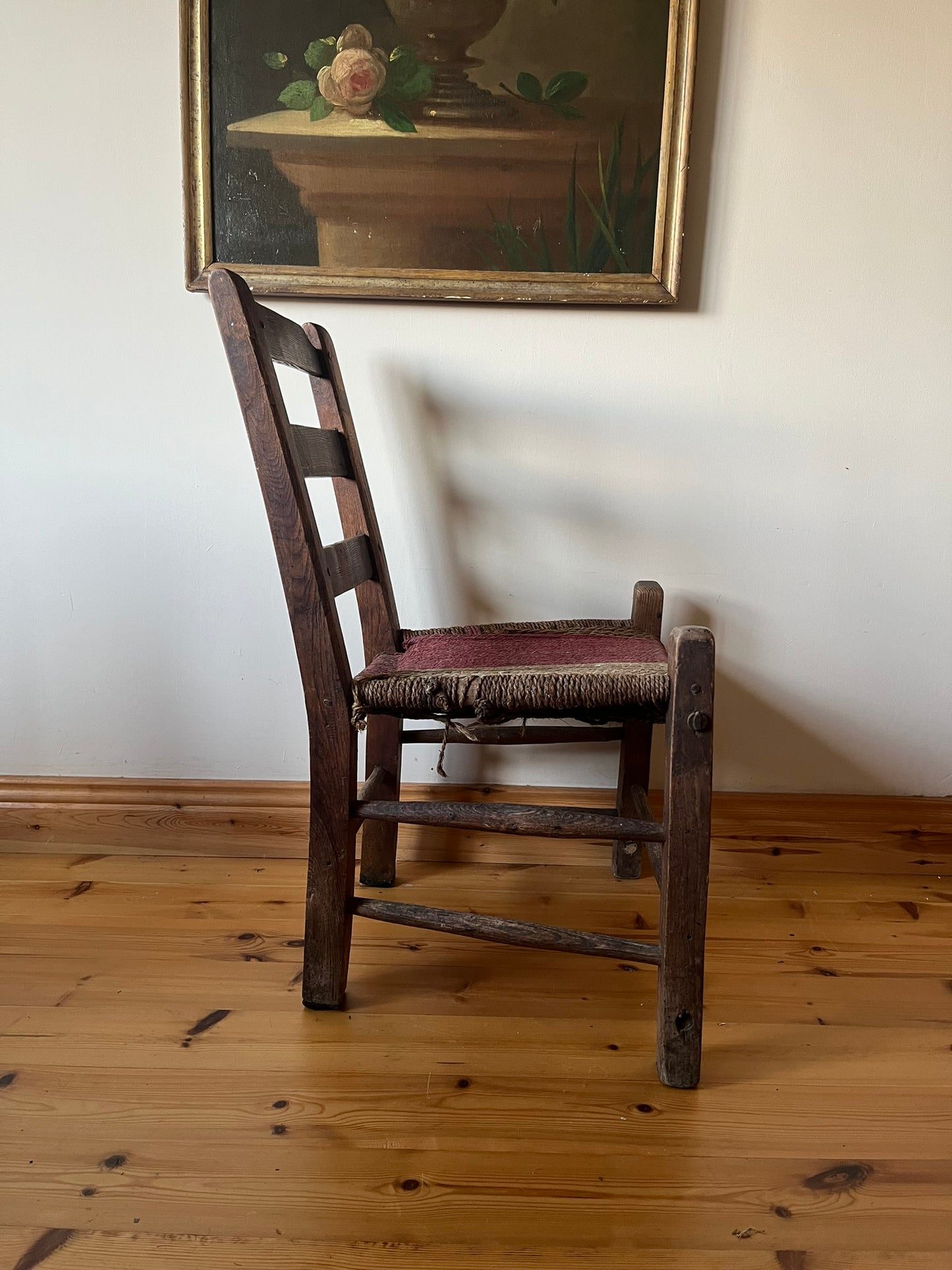 Untouched 19th century Irish vernacular sugan chair.