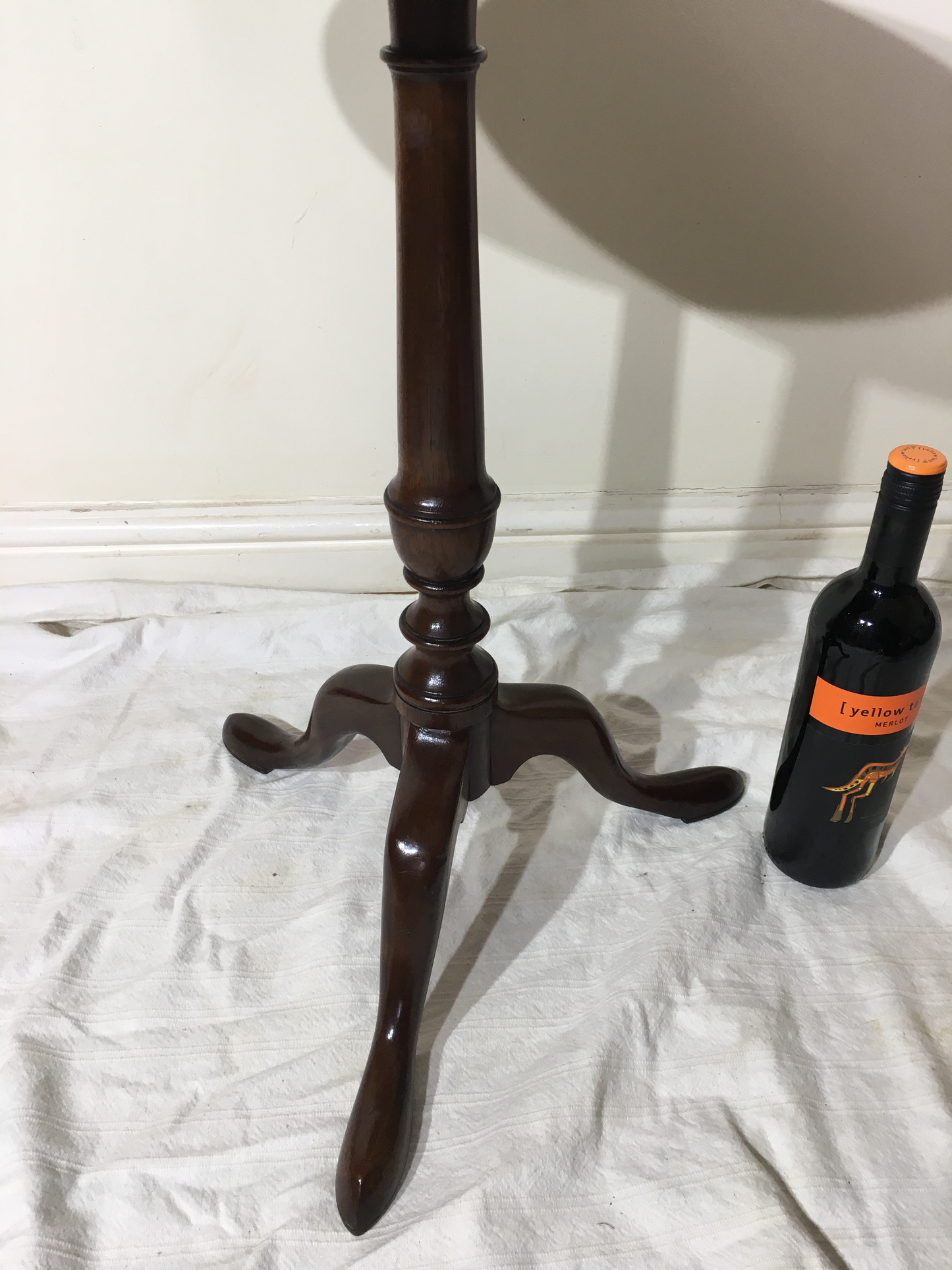 Late Victorian mahogany tripod/wine table