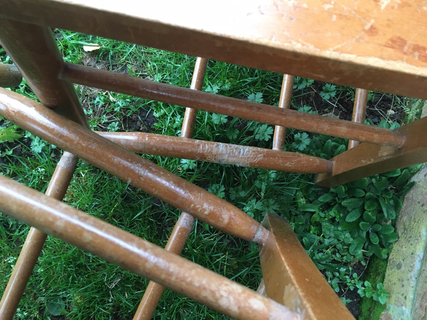 4 vintage chapel chairs.