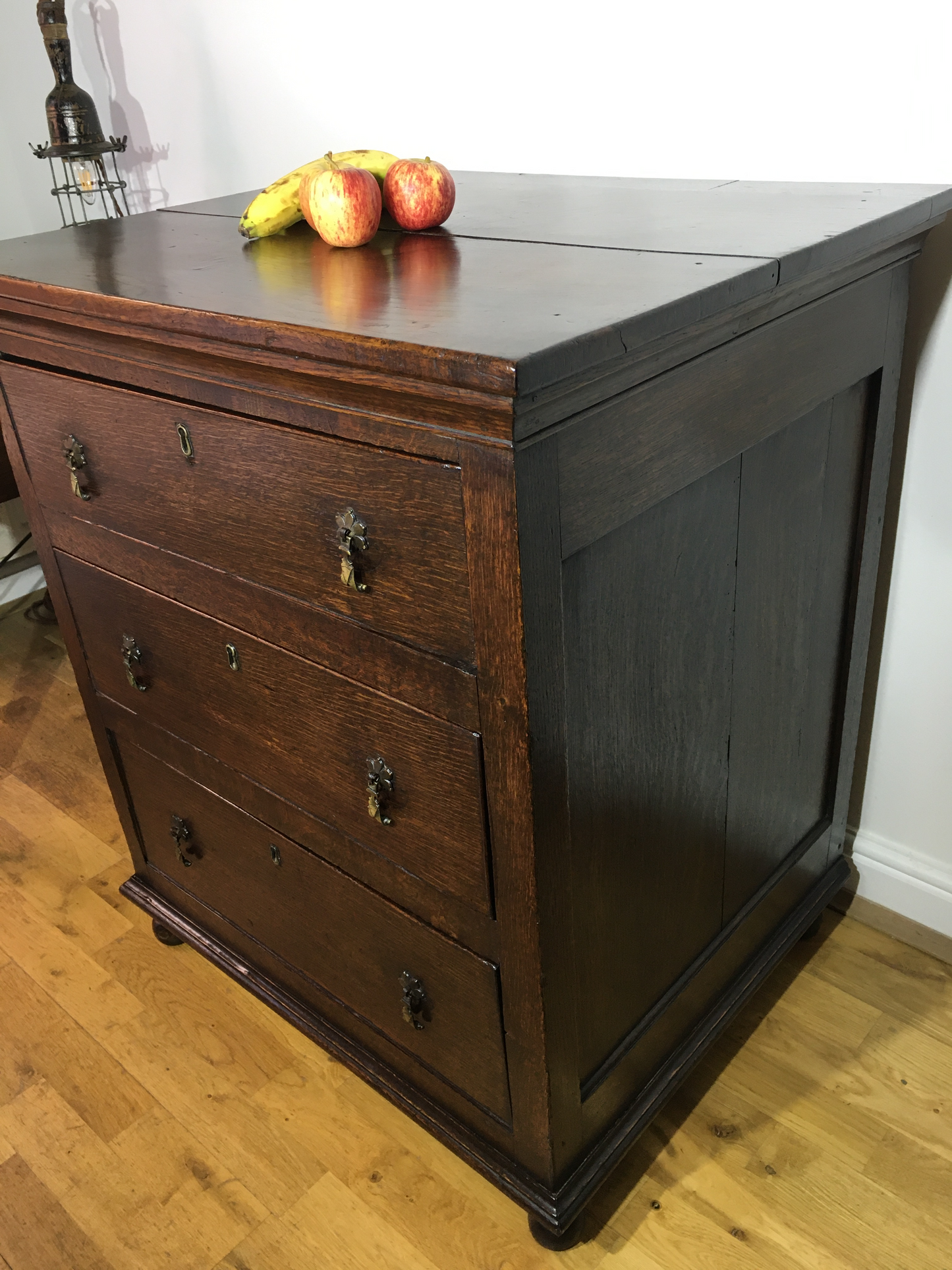 18th century oak chest of drawers