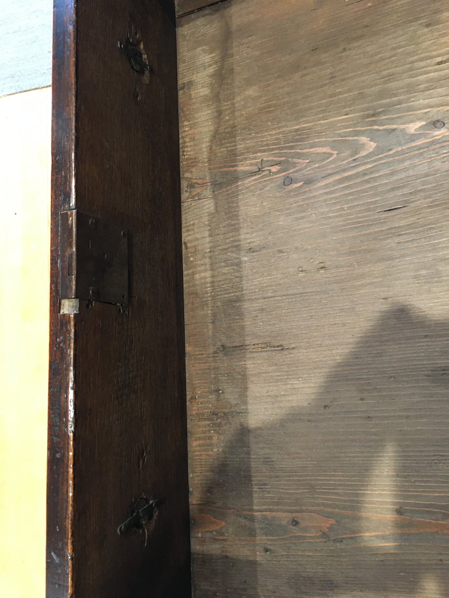 18th century oak chest of drawers