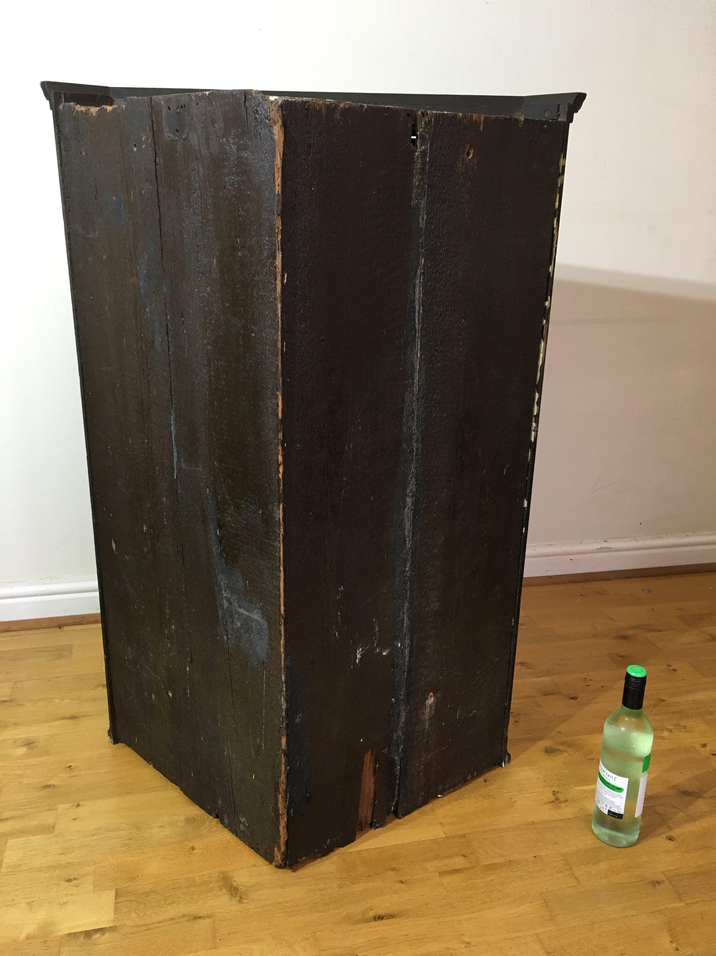 Early 18th century Georgian oak corner cupboard (with spooky writing)