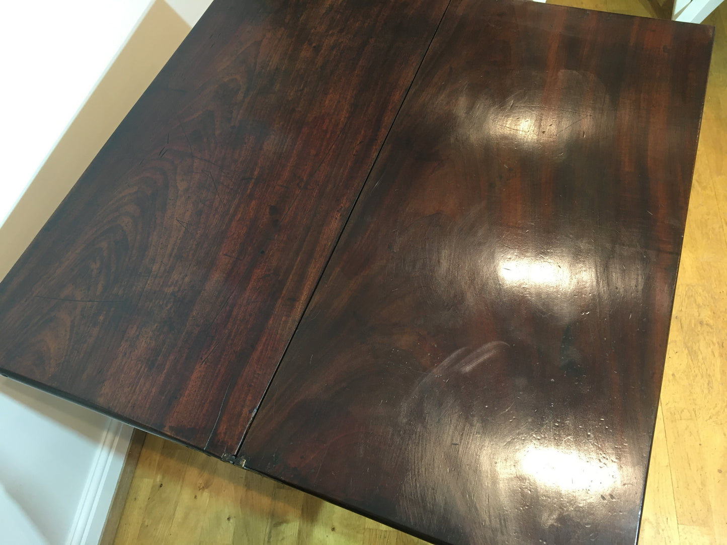 Early 19th-century mahogany tea table with fold over top