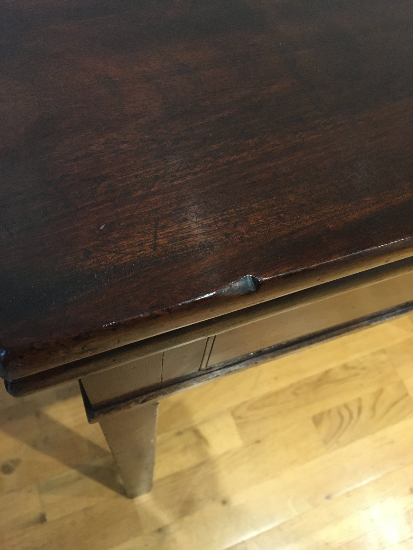 Early 19th-century mahogany tea table with fold over top
