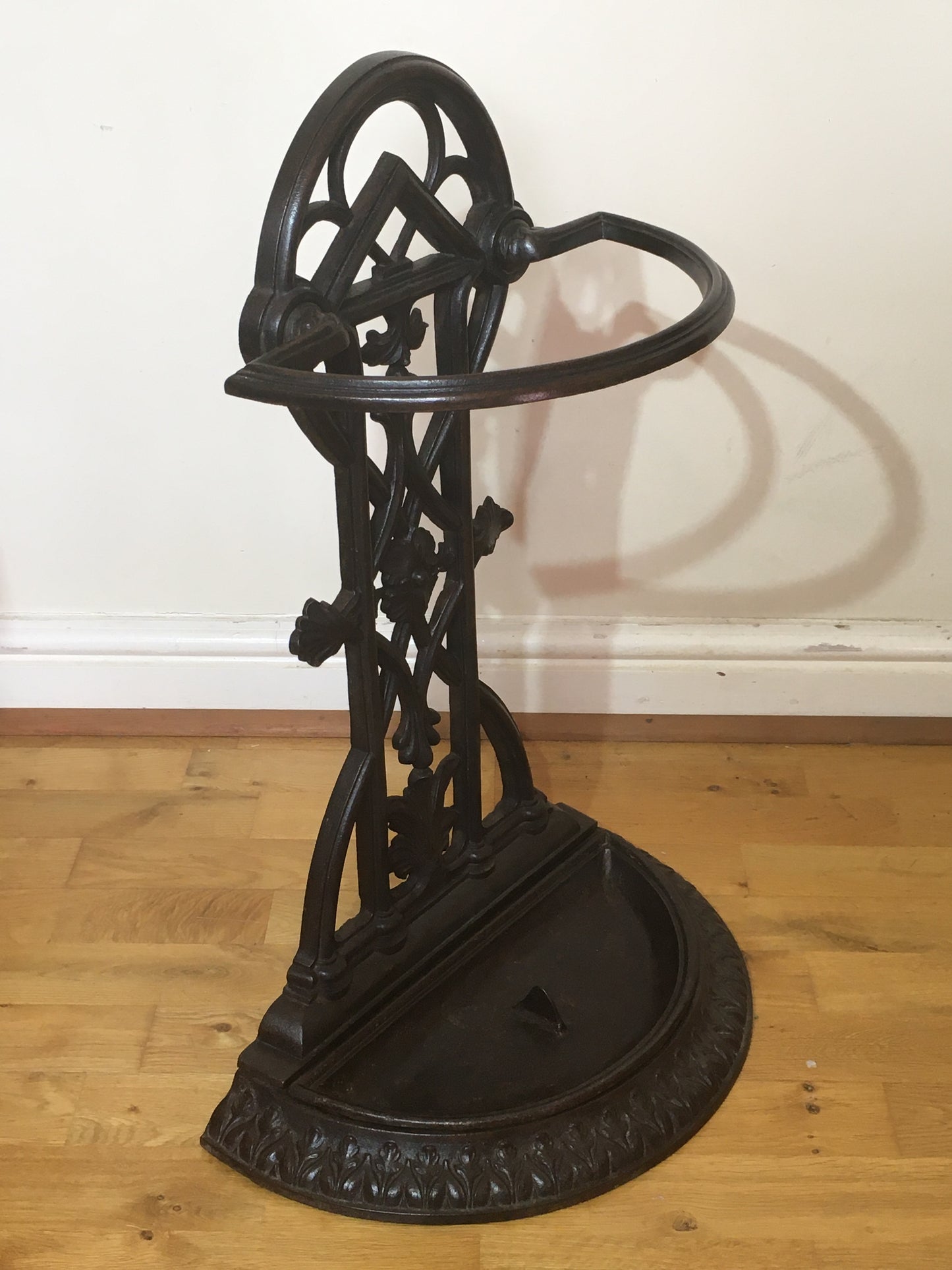 Victorian cast iron umbrella stick stand