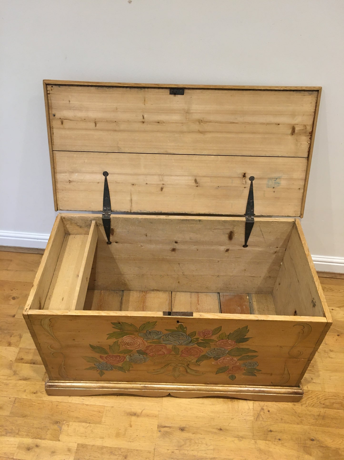Late 19th/early 20th century painted pine chest or blanket box.