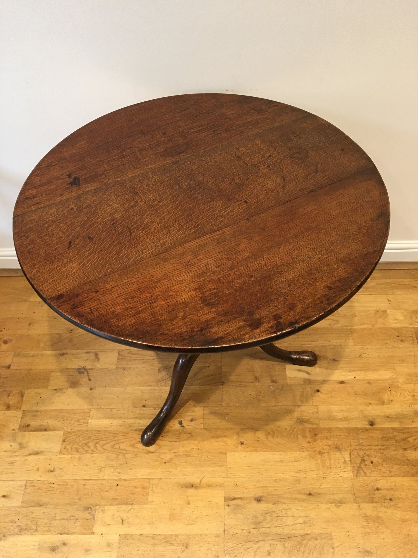 Late George III (early 19th century) provincial oak occasional table.