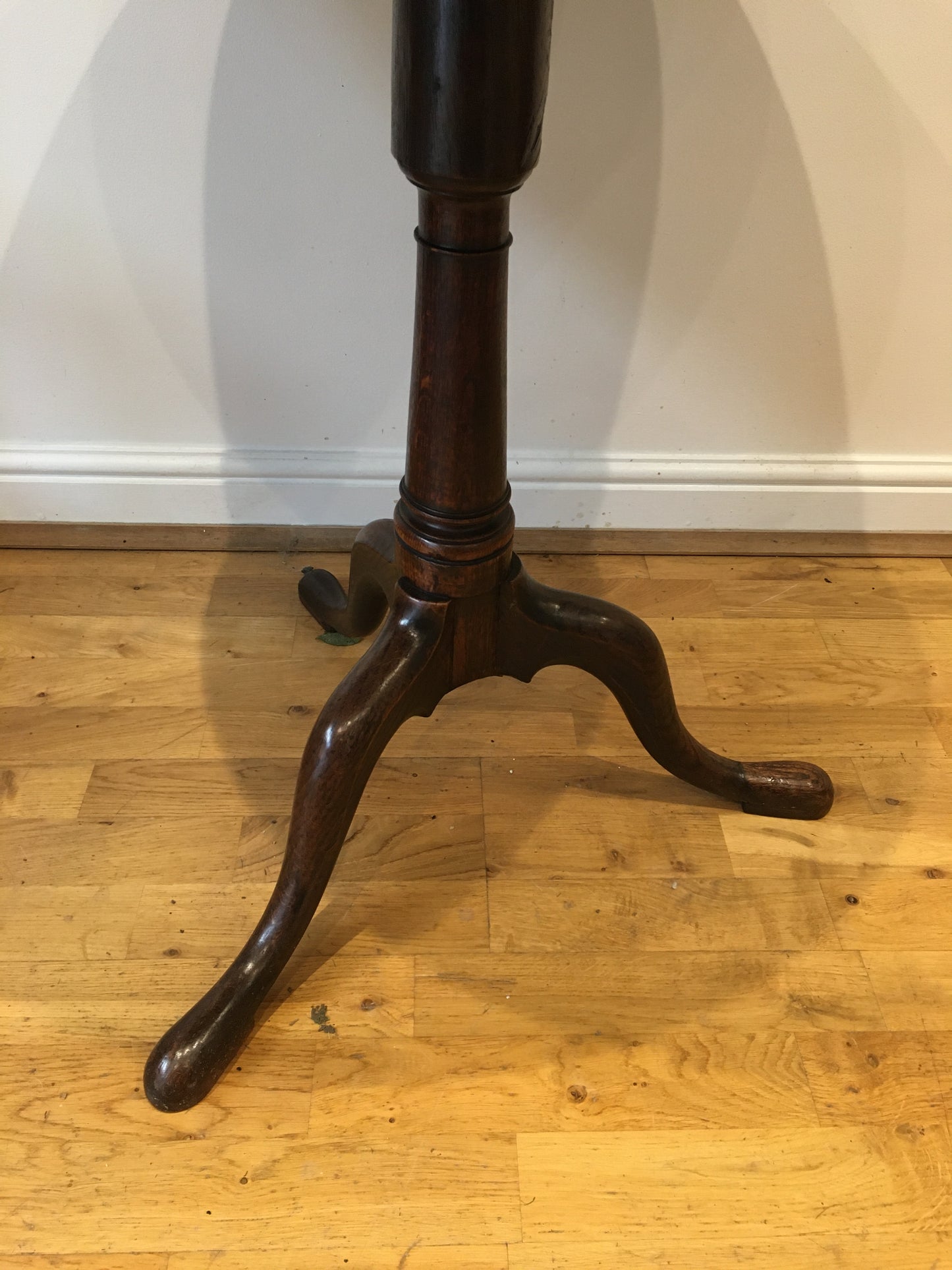 Late George III (early 19th century) provincial oak occasional table.