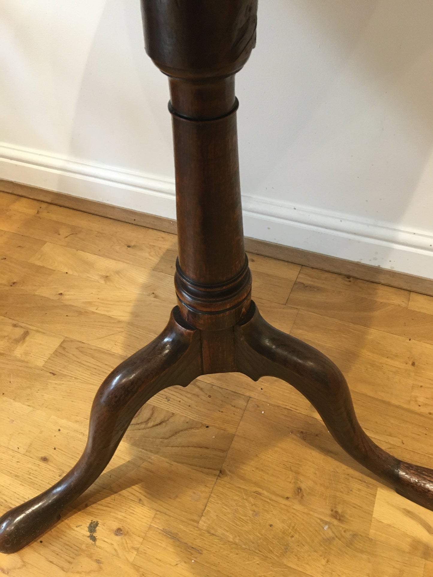 Late George III (early 19th century) provincial oak occasional table.