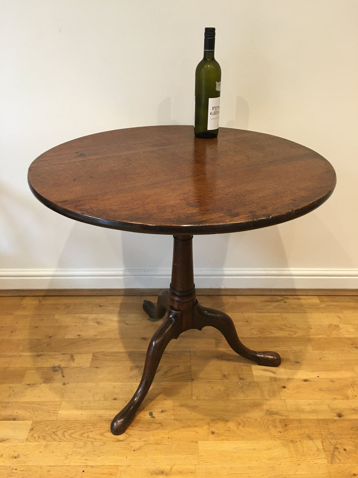 Late George III (early 19th century) provincial oak occasional table.