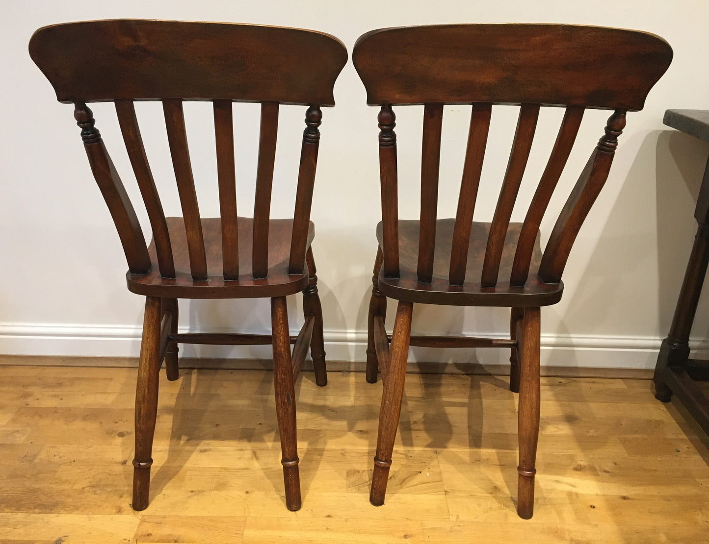 Pair of rustic lath-back Windsor kitchen chairs.