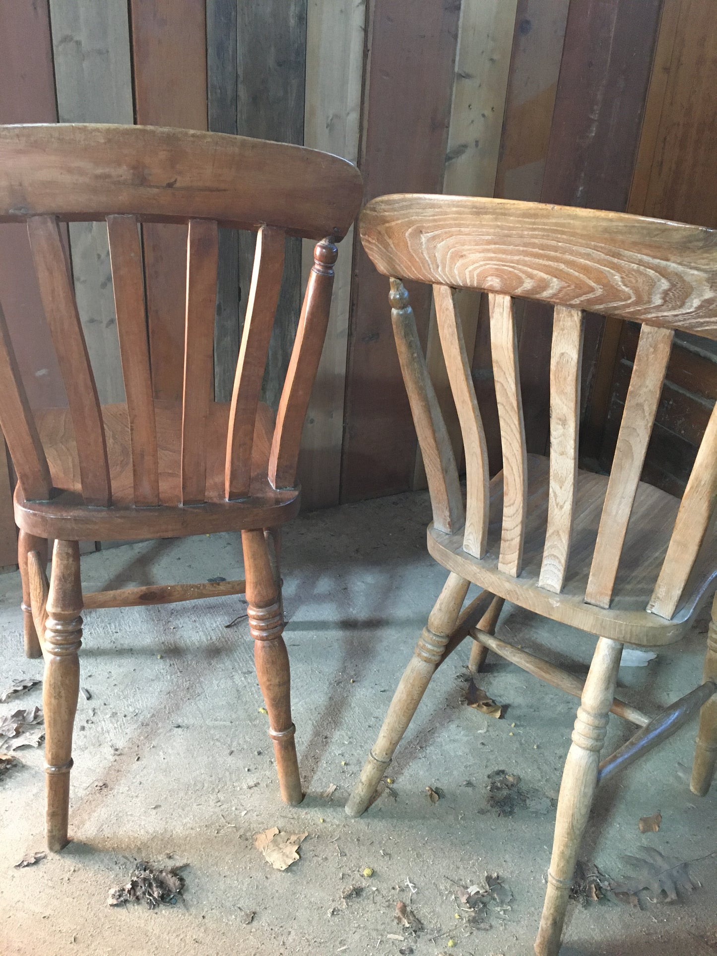 2 Windsor country kitchen chairs