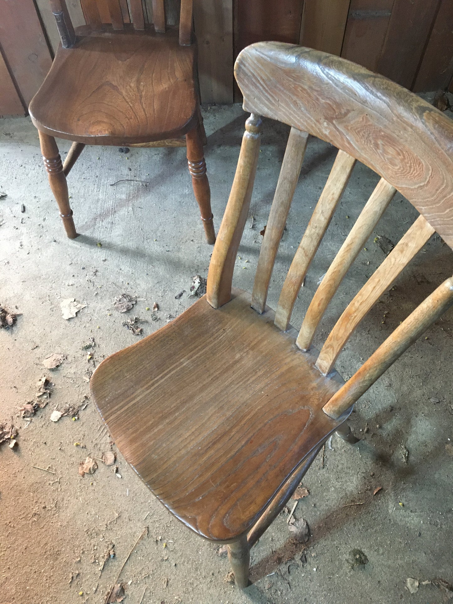 2 Windsor country kitchen chairs