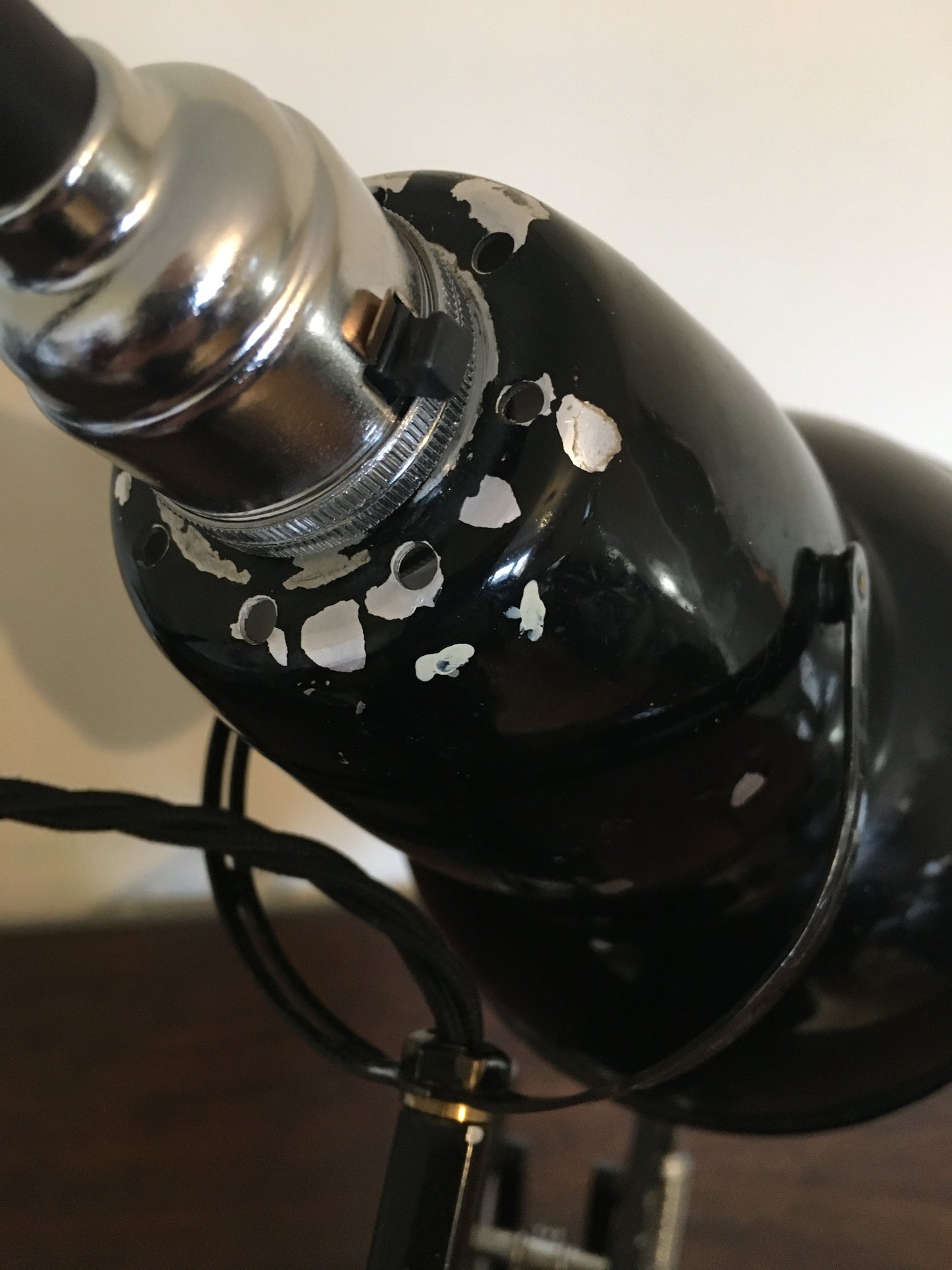 Black anglepoise lamp Model 1227, early 1950s, PAT tested.