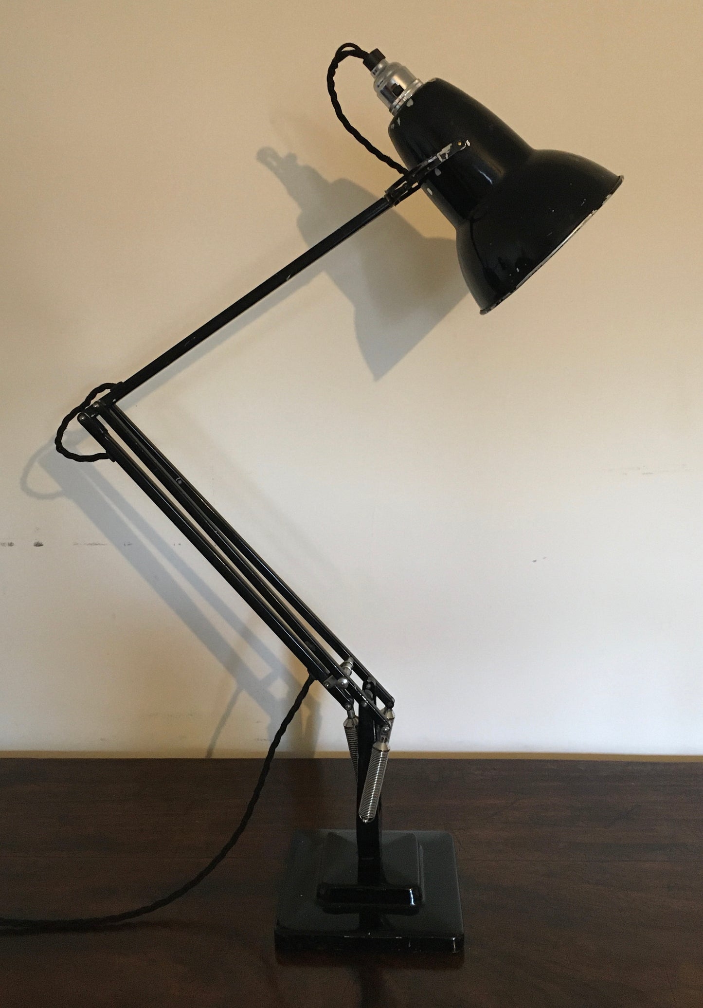 Black anglepoise lamp Model 1227, early 1950s, PAT tested.