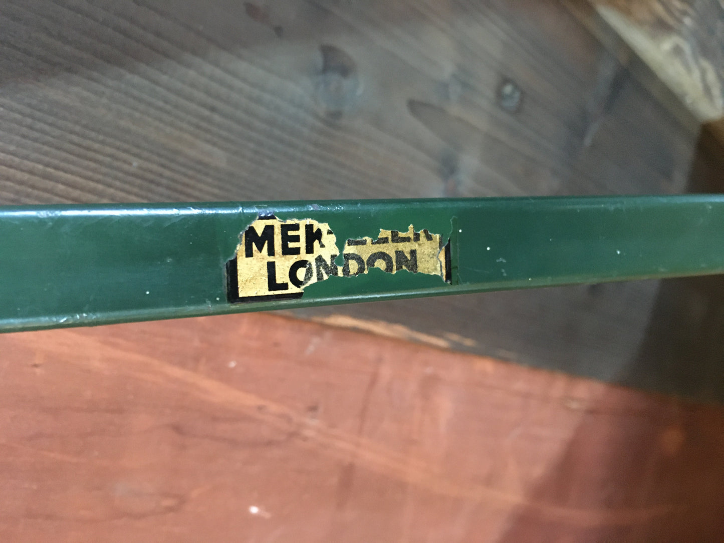 Large vintage factory machinist articulated wall light by MEK-ELEK London, 1930s-1950s.