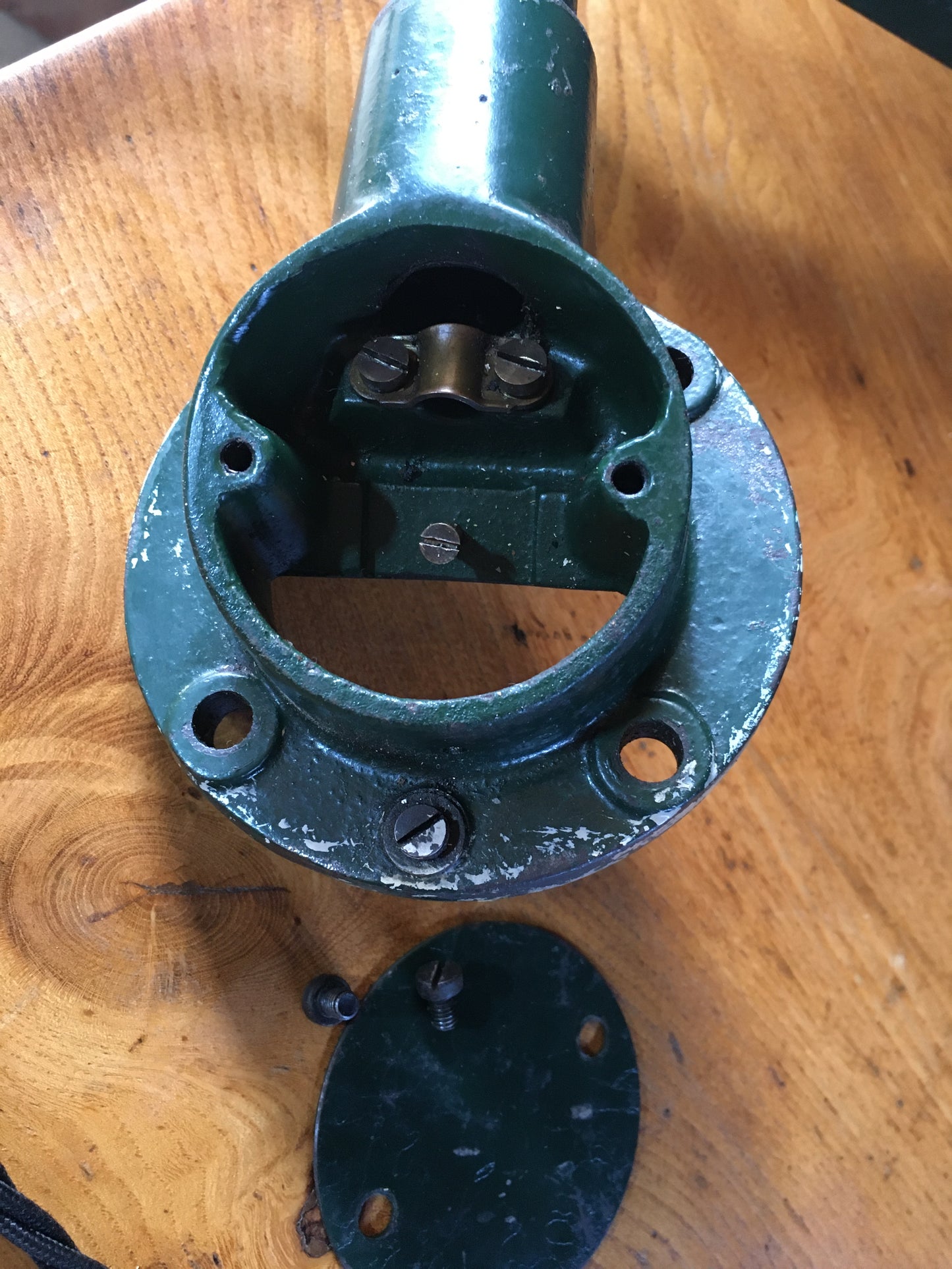 Large vintage factory machinist articulated wall light by MEK-ELEK London, 1930s-1950s.