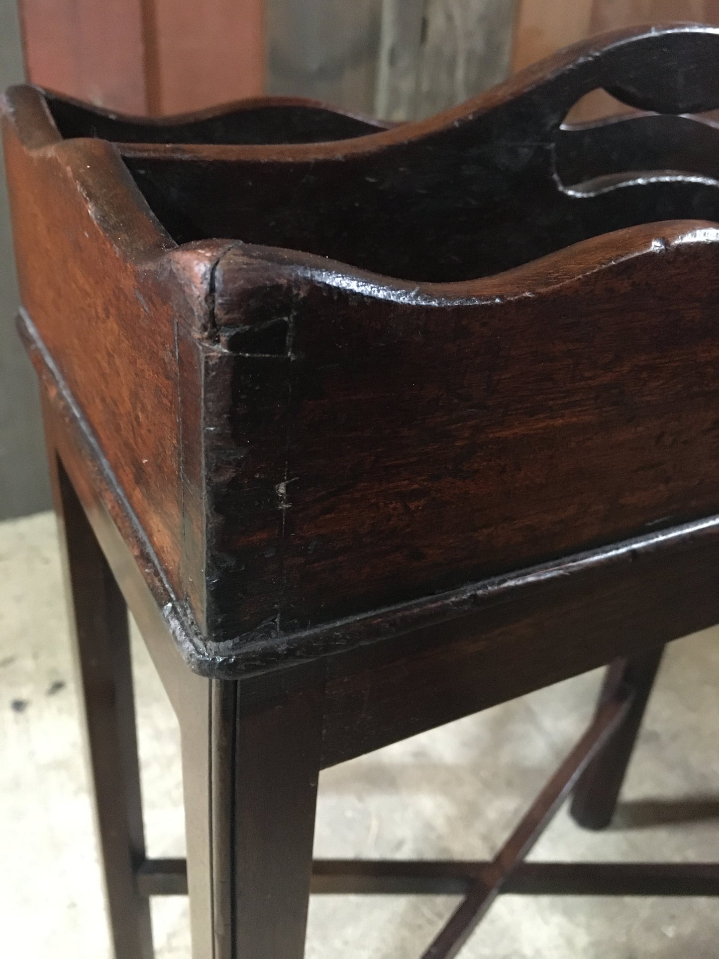 Georgian mahogany cutlery tray on legs.