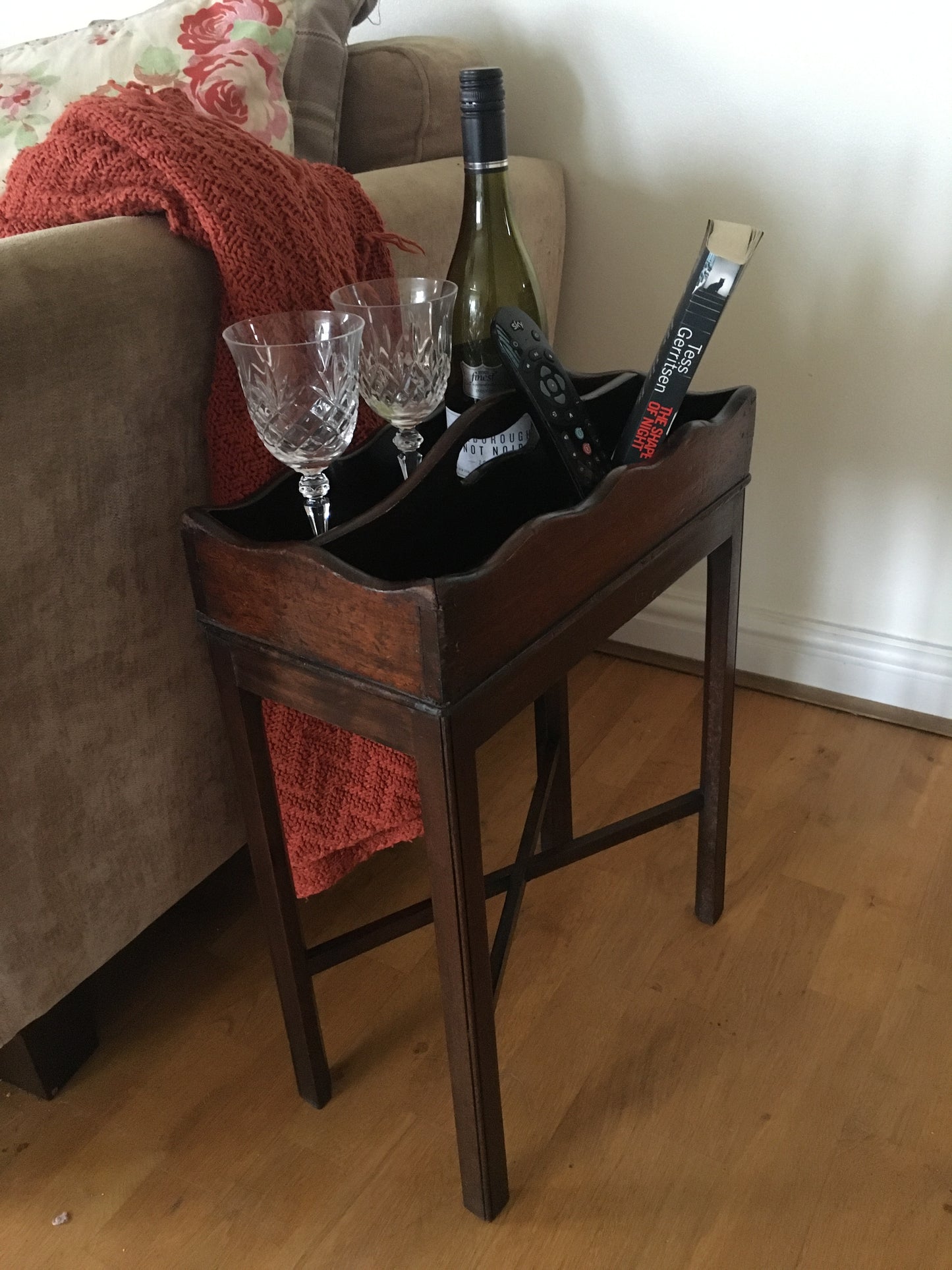 Georgian mahogany cutlery tray on legs.