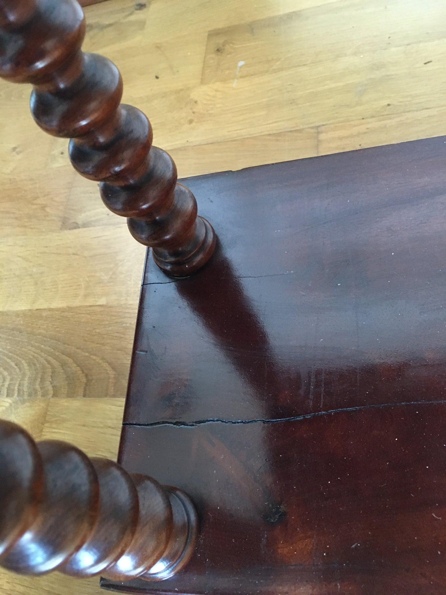 Late Regency mahogany bookcase or etagere or whatnot.