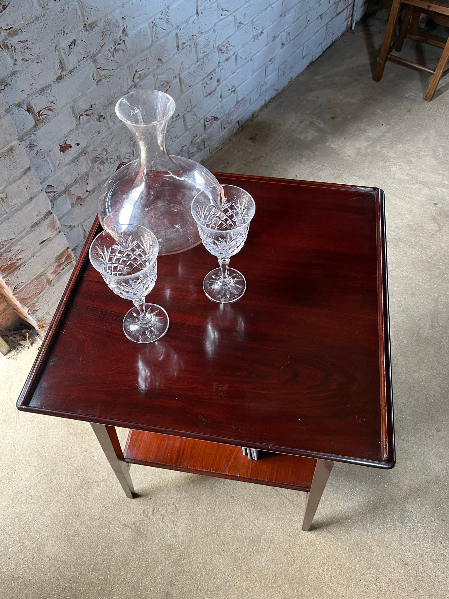 Fine Liberty & Co, London, style arts and crafts mahogany table.