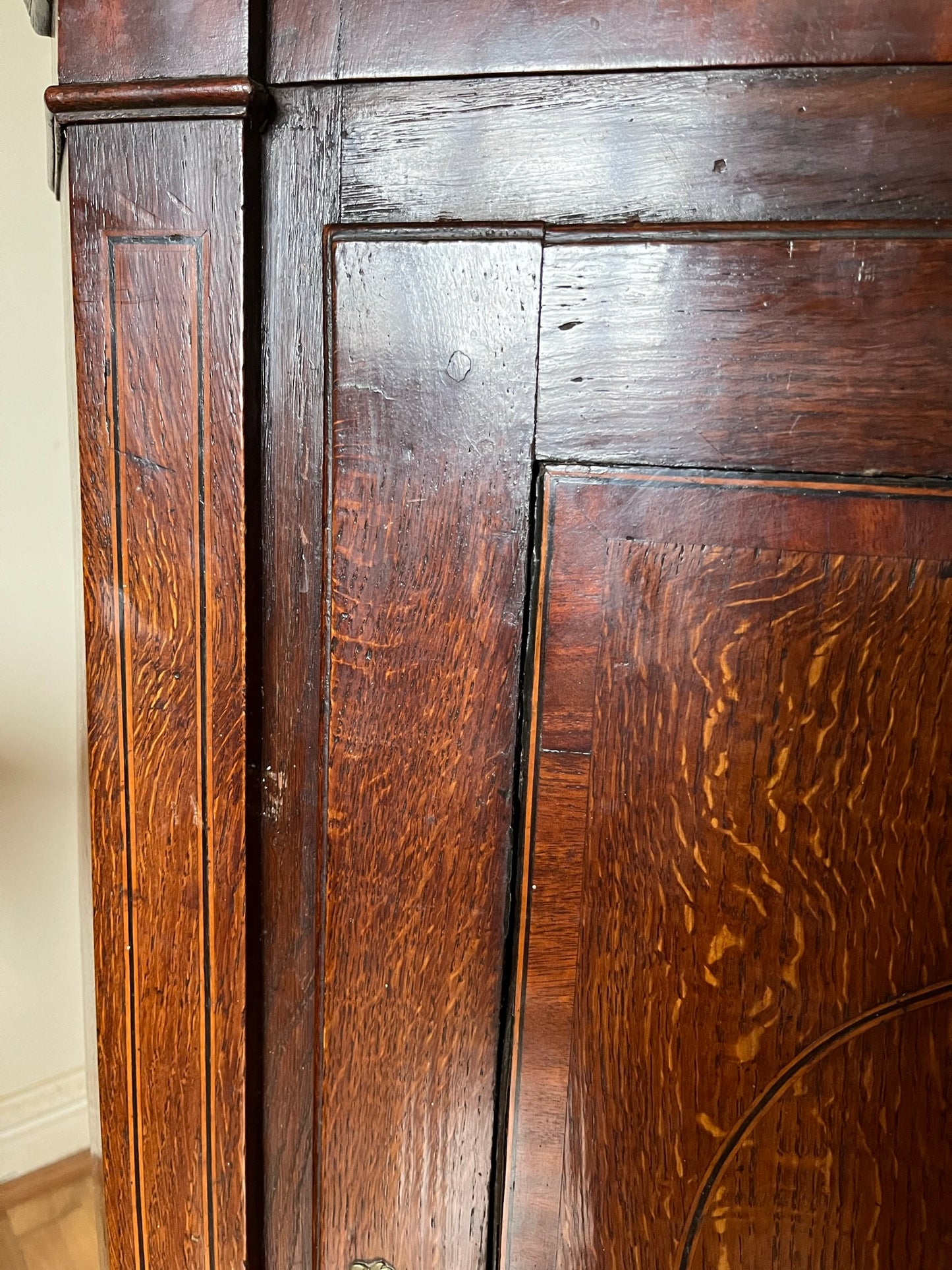 Georgian oak corner cupboard from country house, with provenance.
