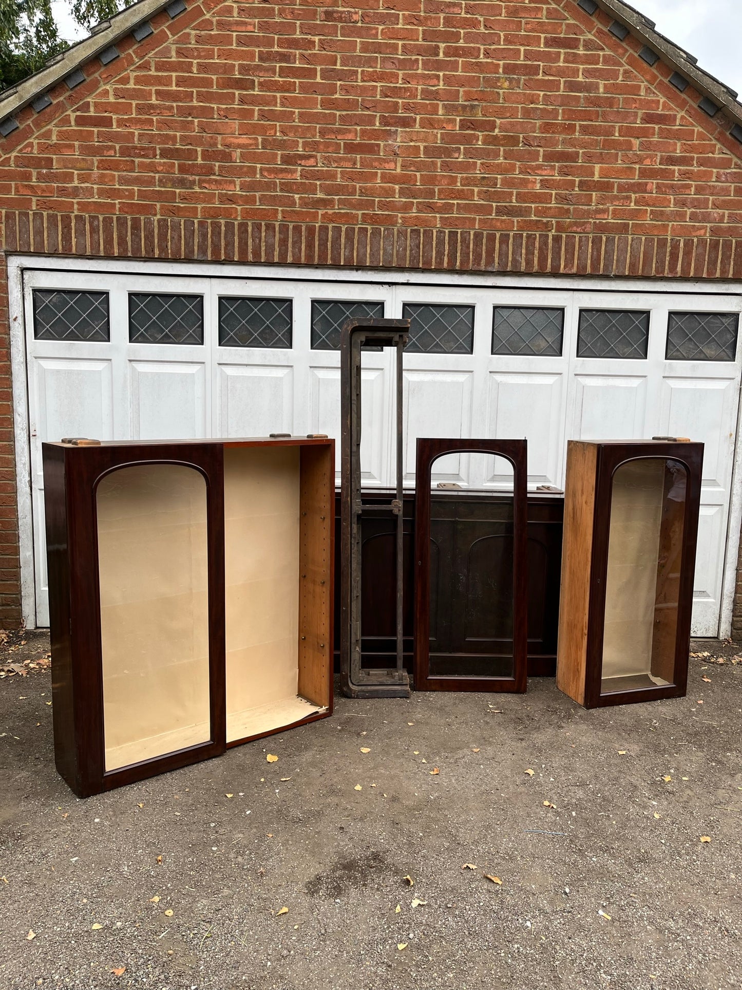 Large country house library bookcase or display case, with provenance.