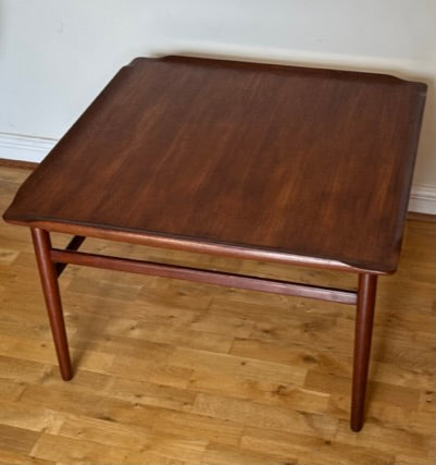 Large teak coffee table by Tingstroms, Bra Bohag, Sweden, 1960s.