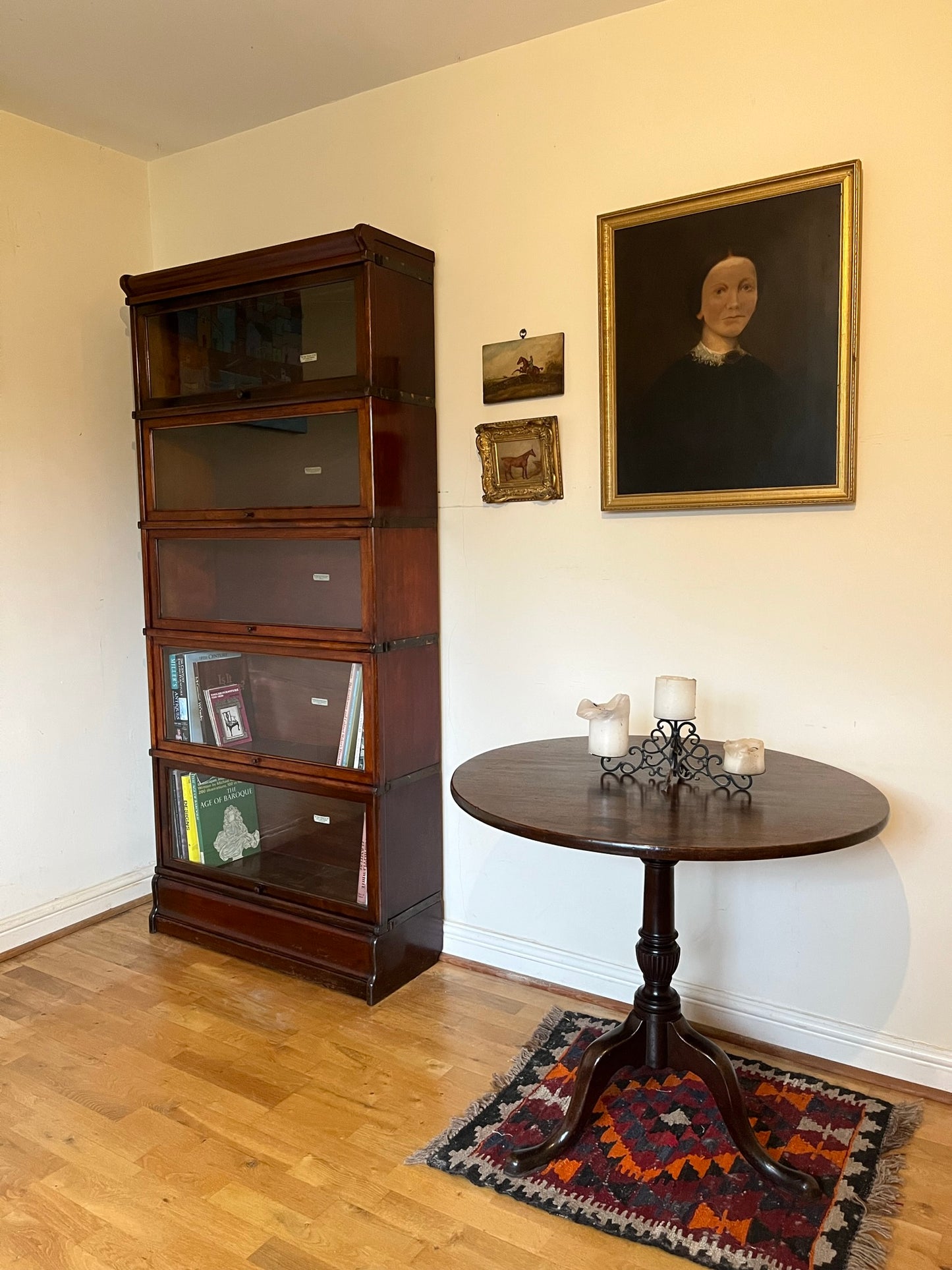 Early Globe-Wernicke stacking bookcase, 5 tiers.
