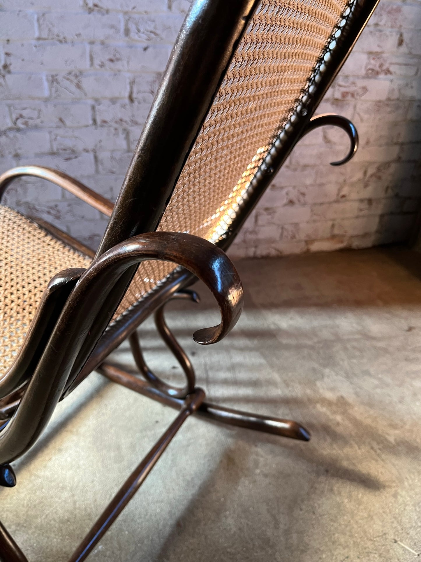Original and stamped Thonet bentwood rocking chair, Model No. 10.