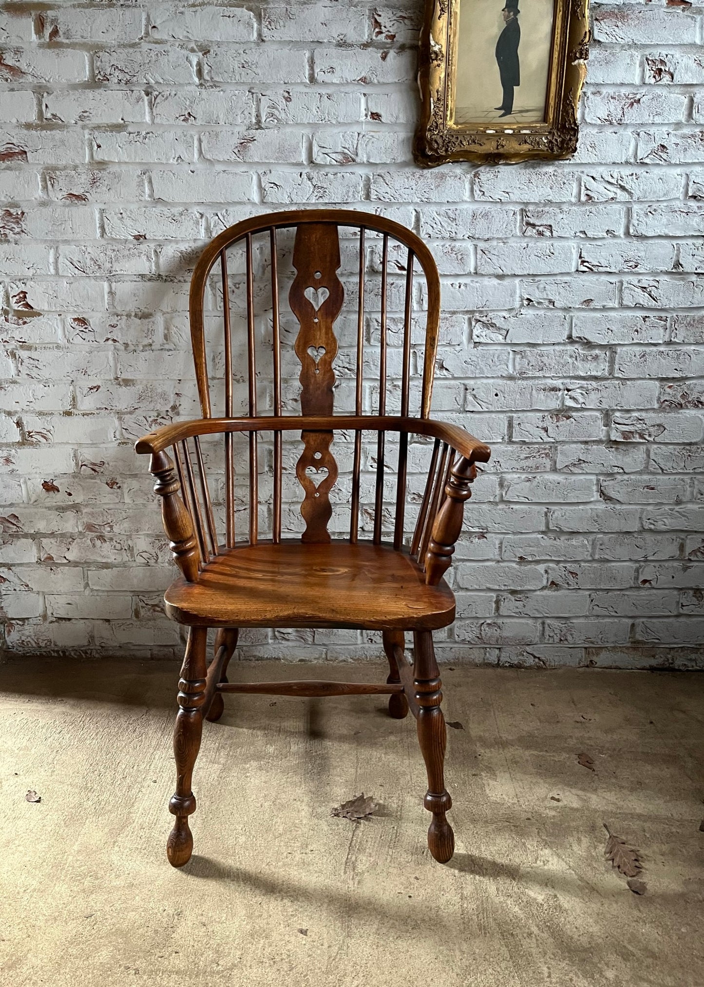 Superb 19th century high back Windsor chair
