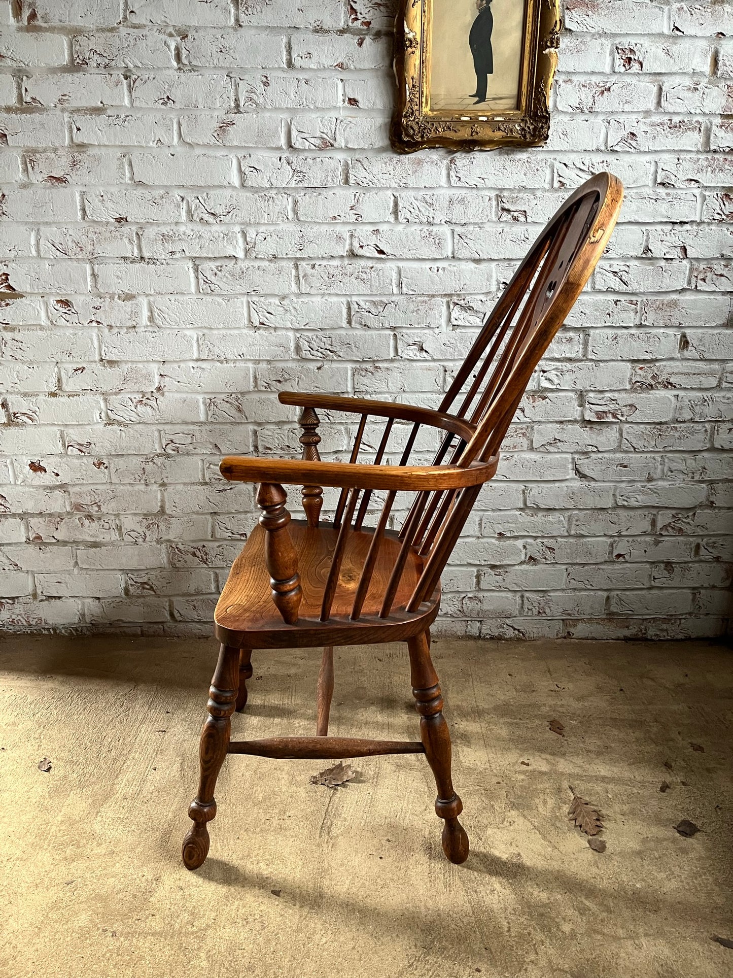 Superb 19th century high back Windsor chair