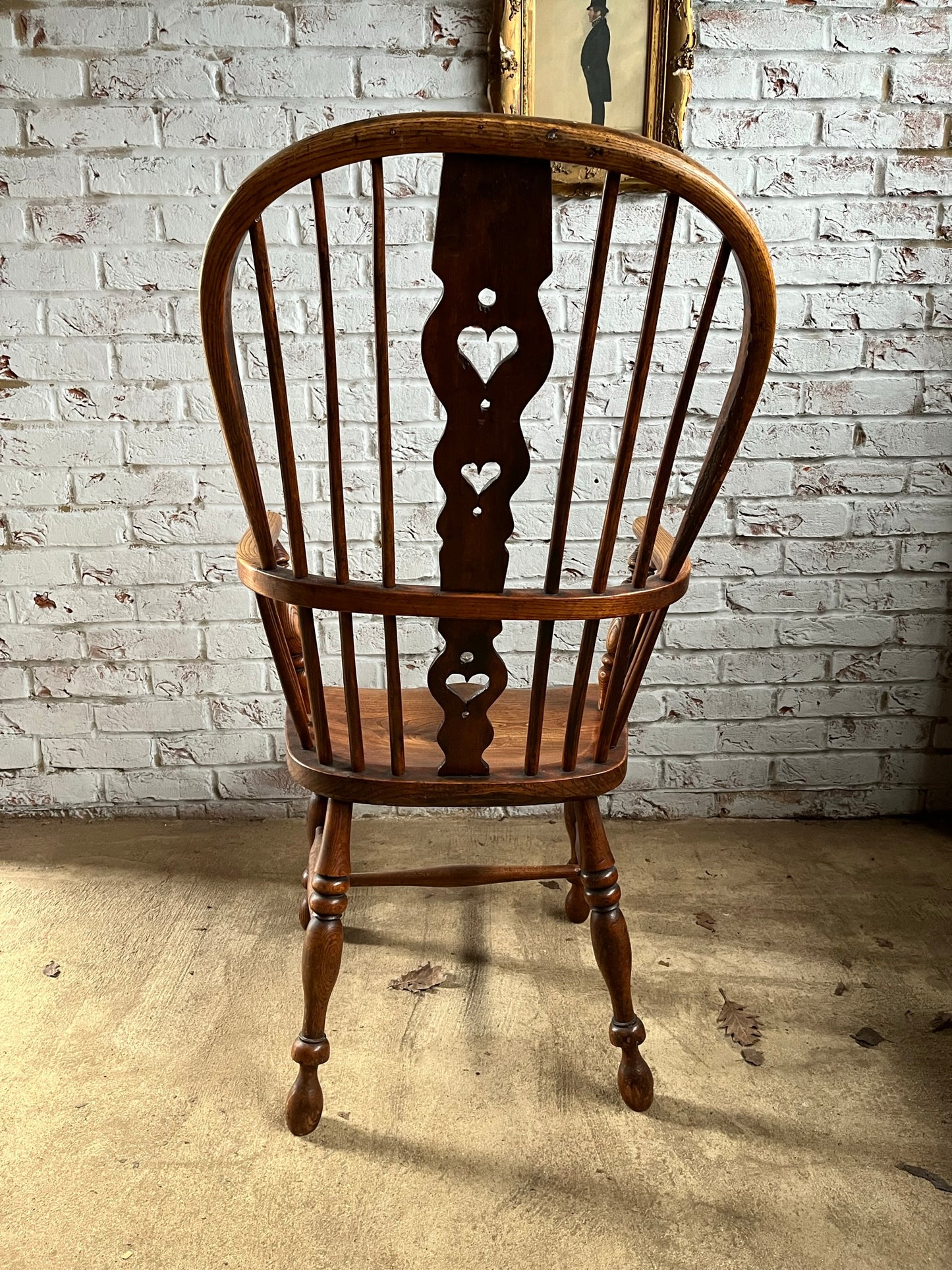 Superb 19th century high back Windsor chair