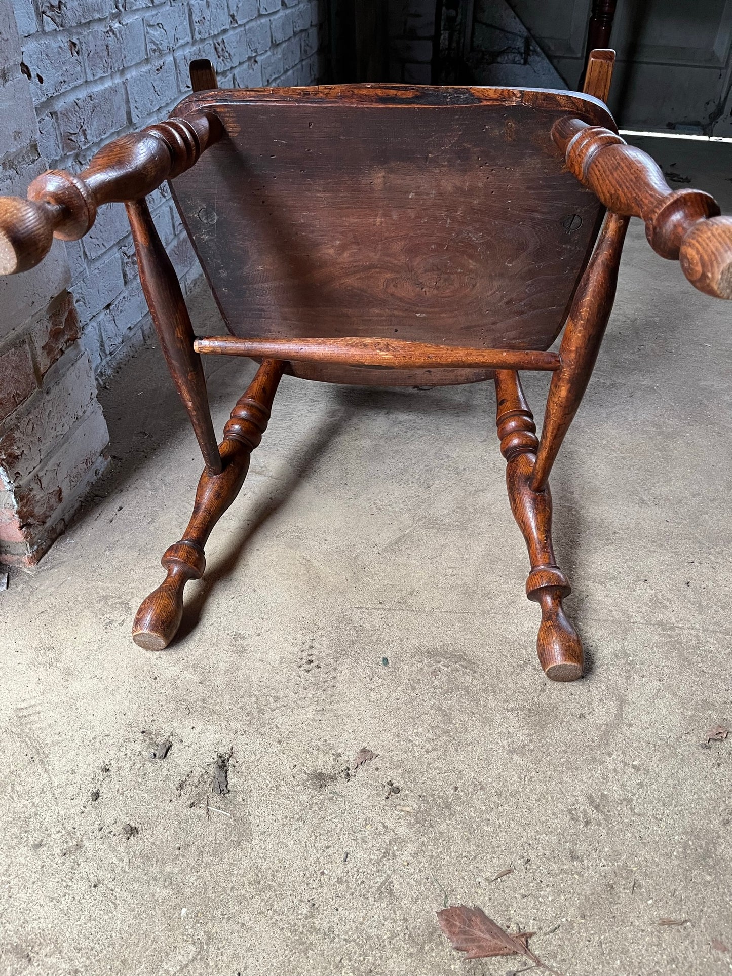 Superb 19th century high back Windsor chair