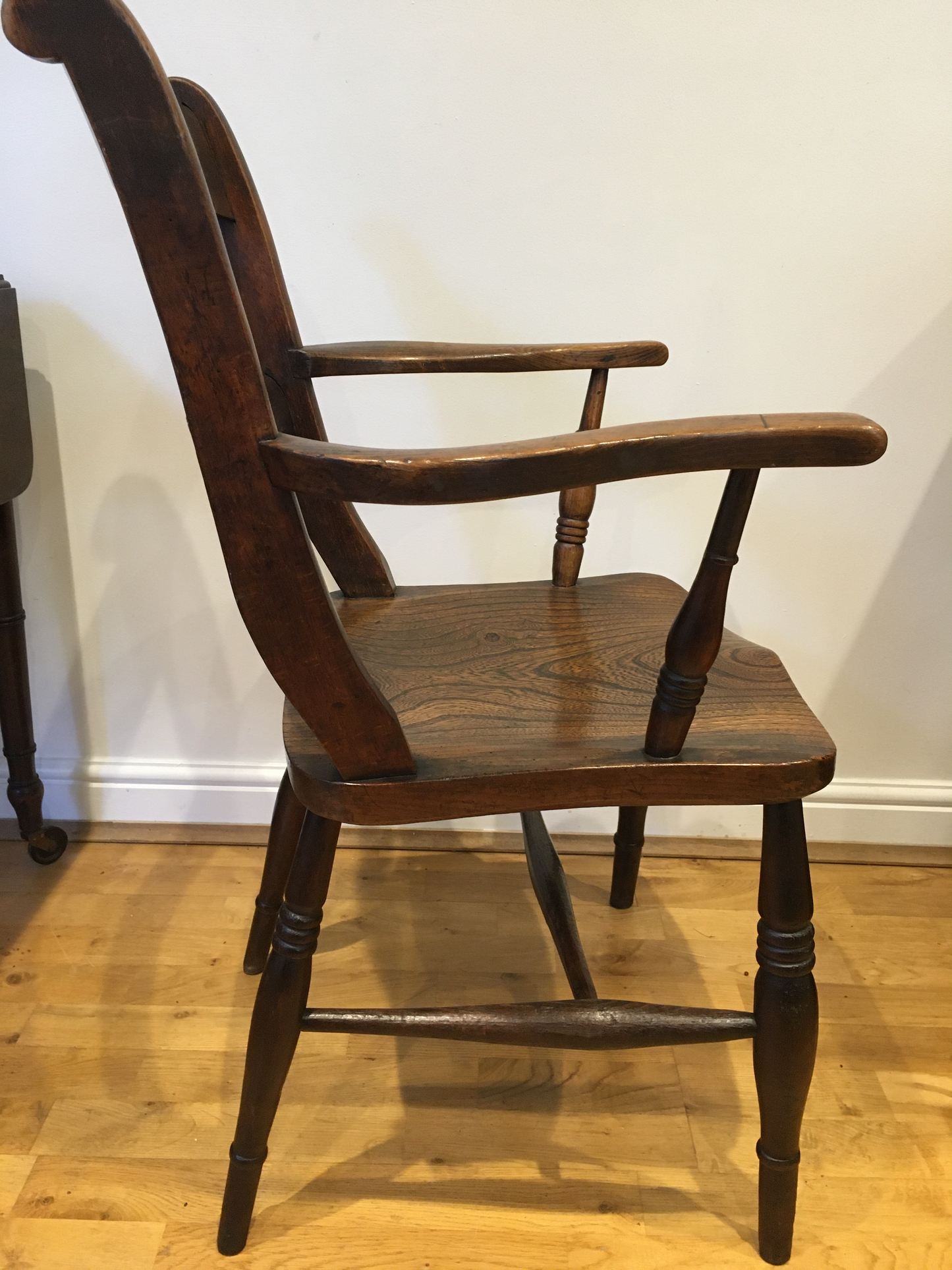 Elm country armchair