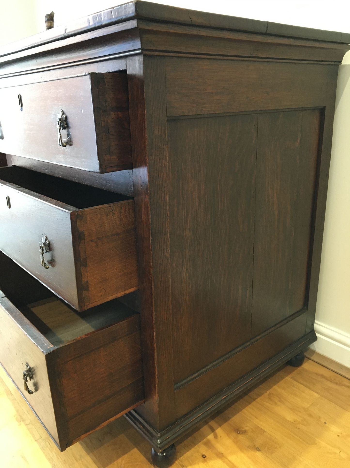 18th century oak chest of drawers
