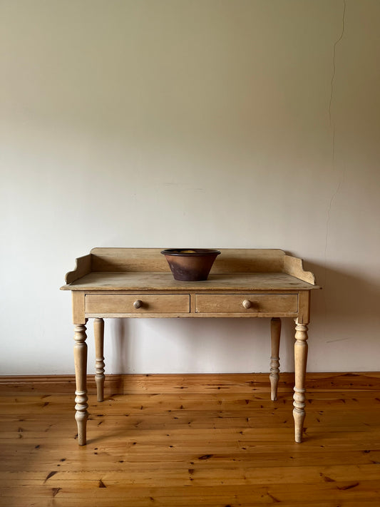 Large stripped pine washstand.