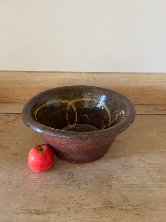 Large 19th century 'Coalisland' slipware dairy bowl.