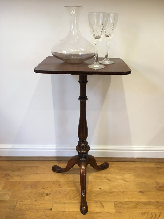 Georgian mahogany wine tripod table