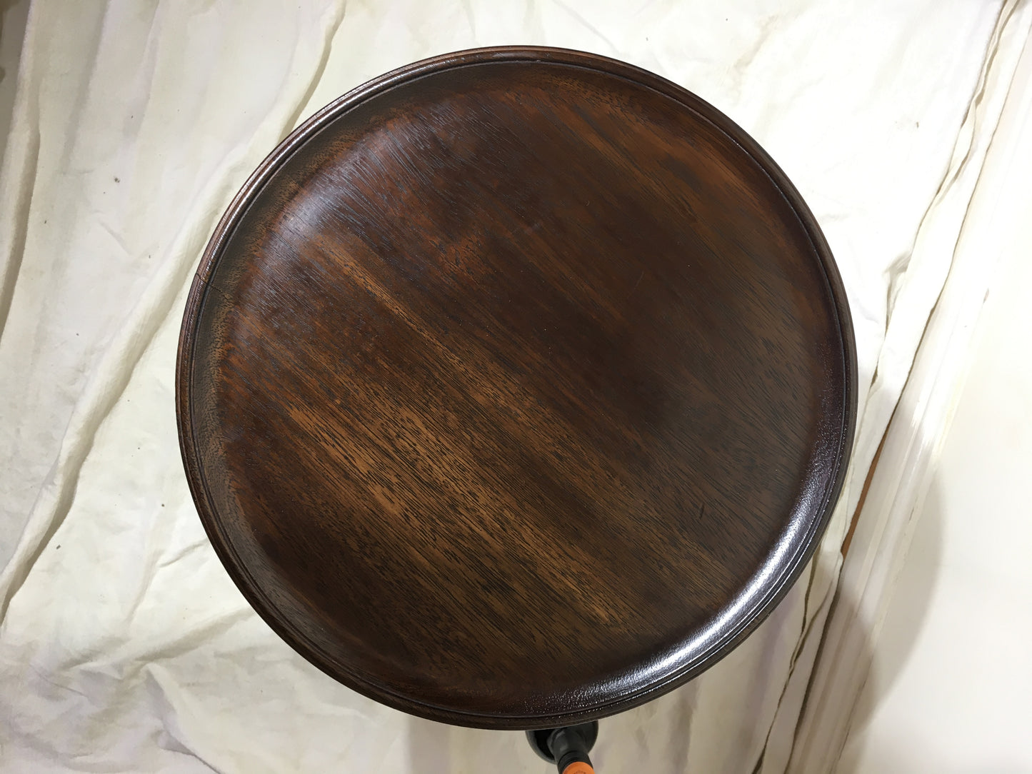 Late Victorian mahogany tripod/wine table
