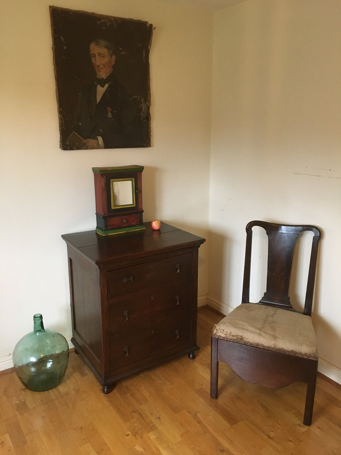 Late 19th century/early 20th century painted cabinet.